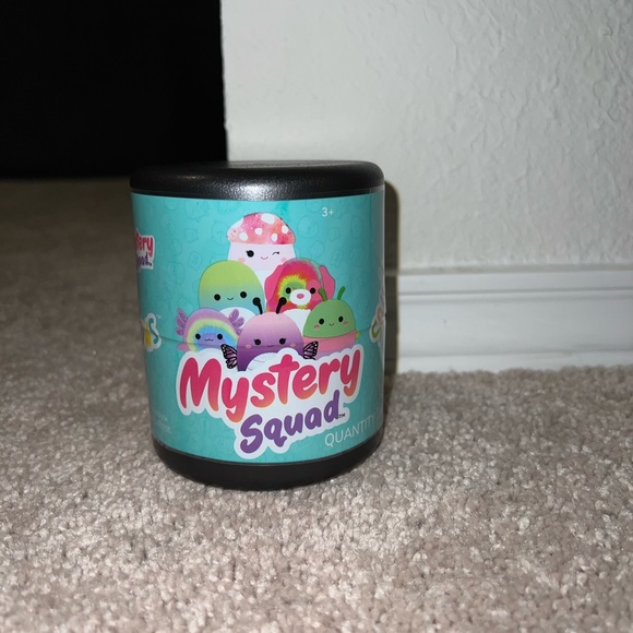 New 4” Original Mystery Capsule Squishmallows - Picture 2 of 4